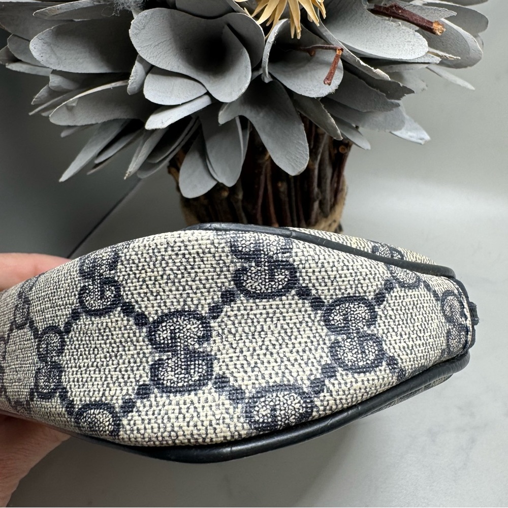 Gucci Cosmetic Pouch Vintage - Picture 6 of 10
